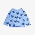 Langarmshirt Bow Aop Blue - Knall bunte aber auch schlichte Langarmshirts in skandinavischen Designs für die kühleren Tage | Stadtlandkind