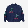 Pull-over en tricot Bobo Cherry all over Navy Blue - Avec les tricots, vos enfants sont également protégés de manière optimale contre le froid. | Stadtlandkind